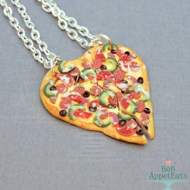 Pizza BFF necklace