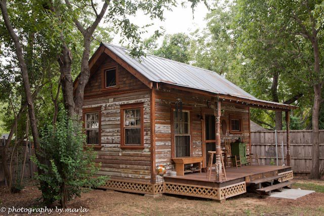 8.) Tiny house in someone's backyard.