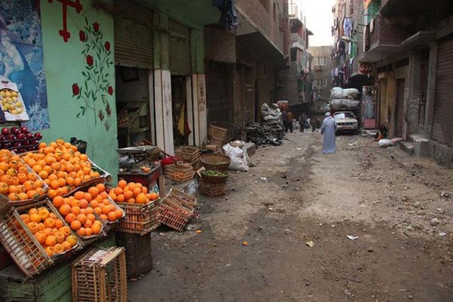 While it may seem insane that people would live where garbage is being dumped, the people of Zebela Medina City make it work.