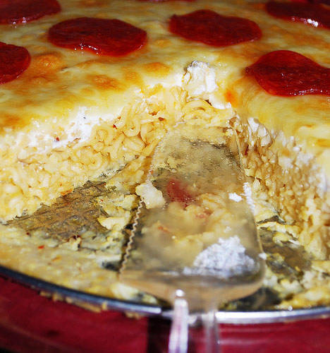 <a href="https://www.seriouseats.com/recipes/2008/11/pepperoni-ramen-pizza-recipe.html" target="_blank">Pepperoni Ramen Pizza</a>