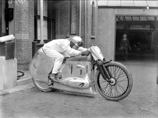 Something tells me this motorcycle didn't work as advertised.