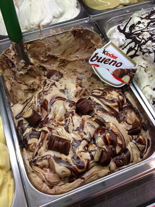 16.) Kinder Bueno Gelato - How much is a small? You know what? Never mind--I’ll take the whole thing.