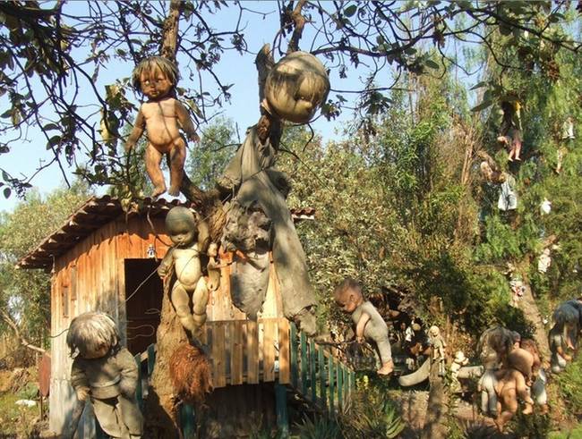 12.) Island of the Dolls, Mexico.