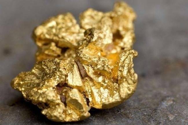 Over 200 times more gold exists in the oceans than has ever been mined.