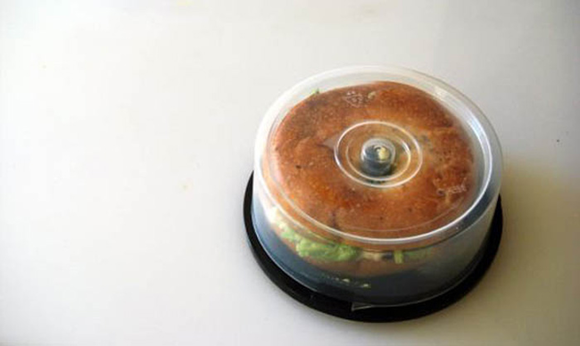 3.) Keep your bagel fresh in a cd holder.