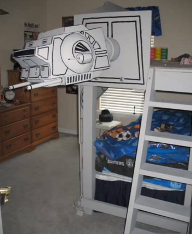 Once the little details were complete, the AT-AT bed looked like it came straight from the movie.