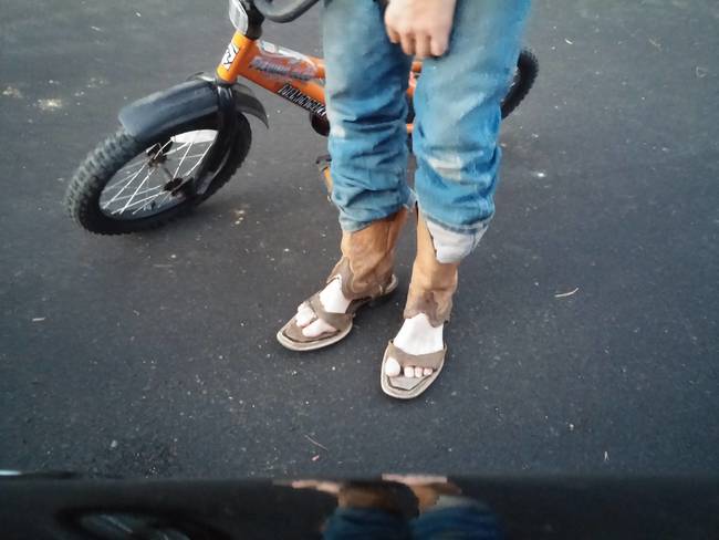 How about a little DIY fashion? These look pretty nice, right? Everyone loves cowboy boots. Everyone loves flip flops. Everyone should love flip flop boots, right? Right? Am I the only one?