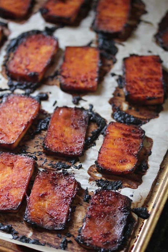 Baked Sriracha Tofu