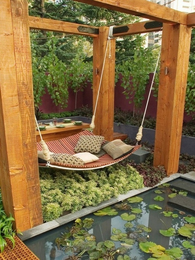 6. Hanging garden nap.