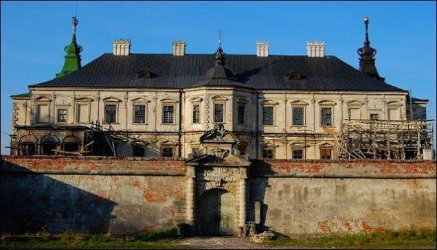 Pidhirtsi Castle - Pidhirtsi, Ukraine