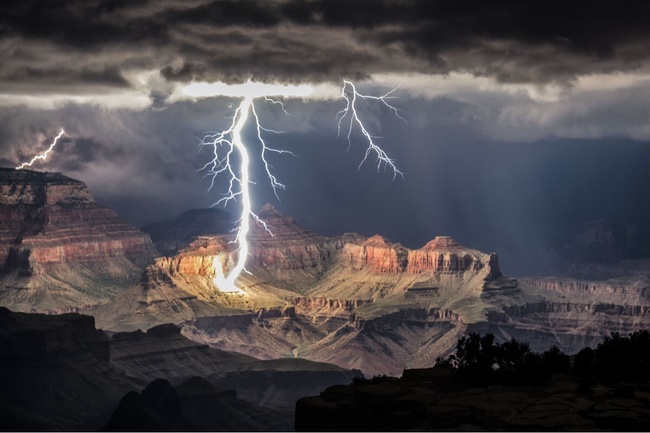 3.) Grand Canyon, epic lightning.