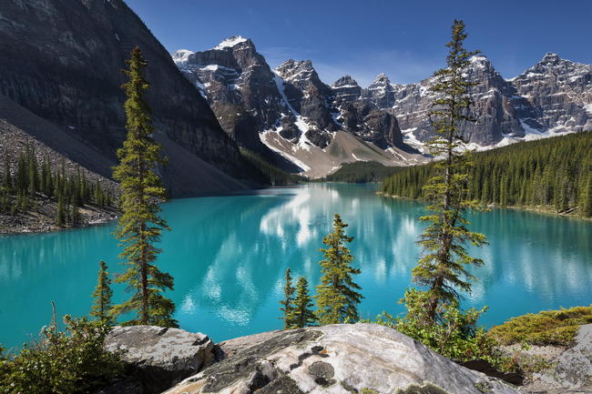 Moraine Lake in Alberta, Canada