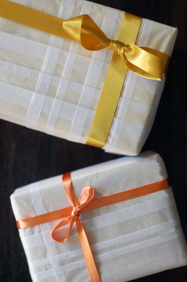 Make delicate plaid wrapping with translucent tissue paper and an iron.