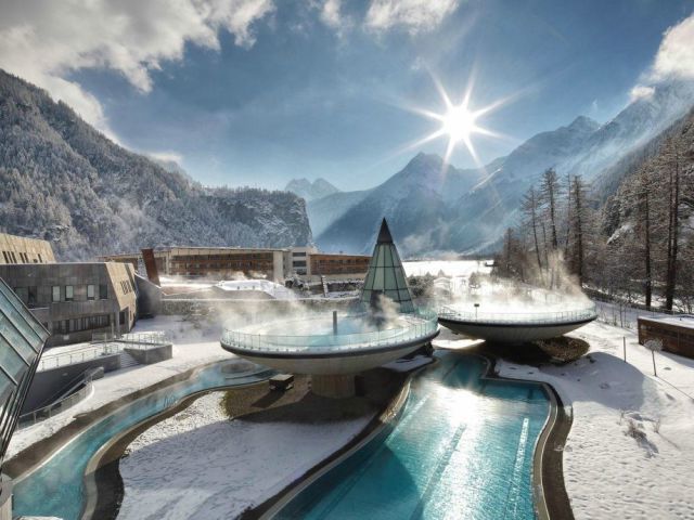 27. <a href="https://www.aqua-dome.at/en" target="_blank">Aqua Dome, Austria</a>