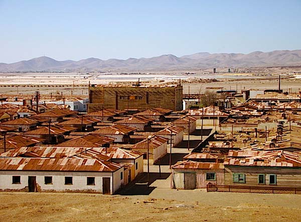 5.) Humberstone and LaNoria: These are two abandoned saltpeter mines in Chile. In 1872, the town was founded as a mine and business boomed. After the Great Depression, the business declined, the workers were almost treated as slaves and then business collapsed in 1958.