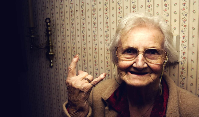 2.) Rock on, granny, rock on.