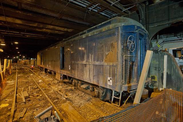 Wha...what's in there? That is one scary looking train car. I wouldn't wanna go in there.