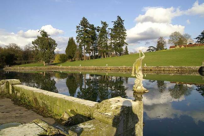 While the mansion itself is certainly breathtaking, the most interesting feature of Witley Park lies at the bottom of one of the property's four man-made lakes.