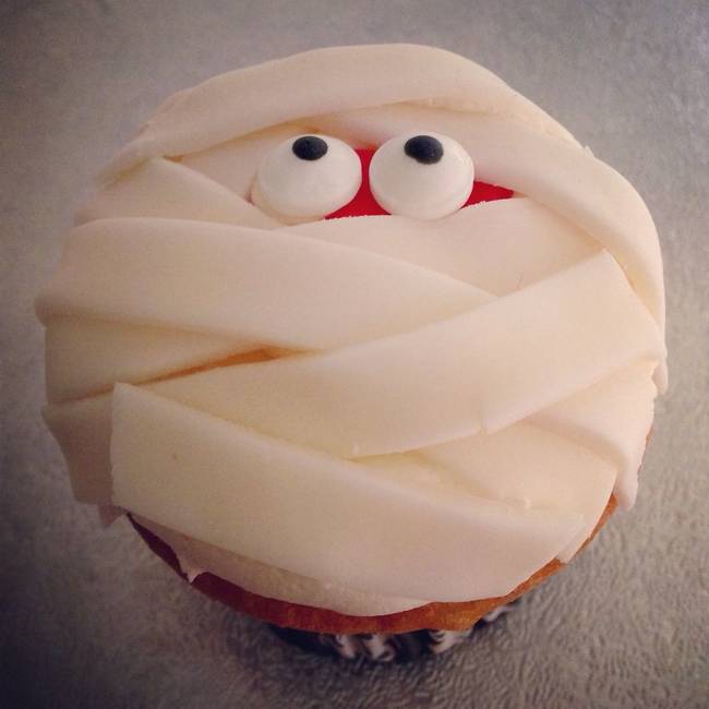 1.) Mummy Cupcakes