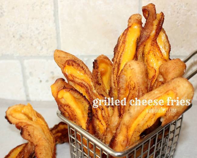 <a href="https://www.ohbiteit.com/2014/11/grilled-cheese-fries.html" target="_blank">Grilled Cheese Fries</a>