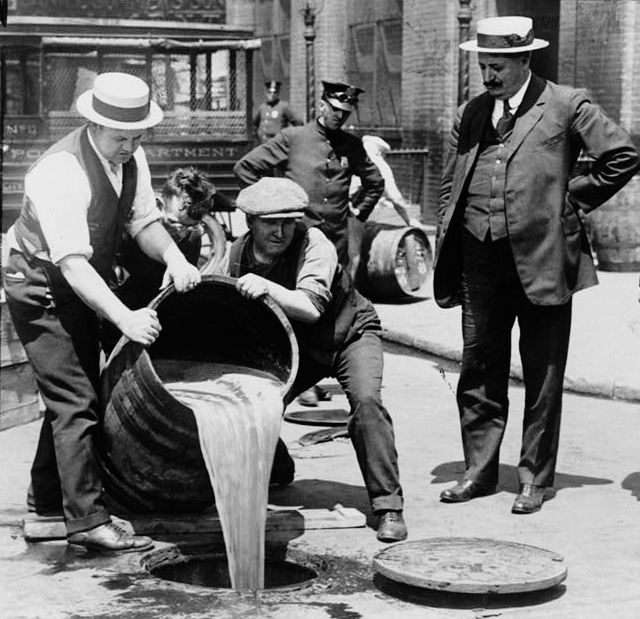 18.) During prohibition the government started poisoning beer, which led to thousands of deaths.