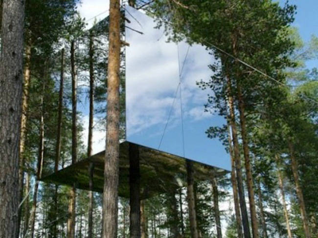 Mirrorcube, Sweden