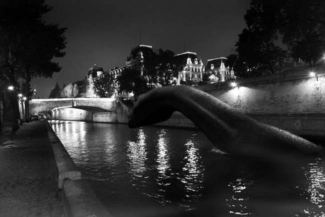 10.) The Loch Ness Monster swimming in the Seine River.