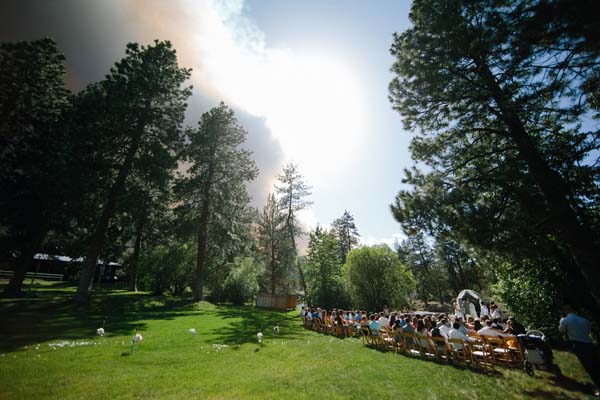 Instead of letting the bad news ruin their wedding day, the couple just zipped through their vows.