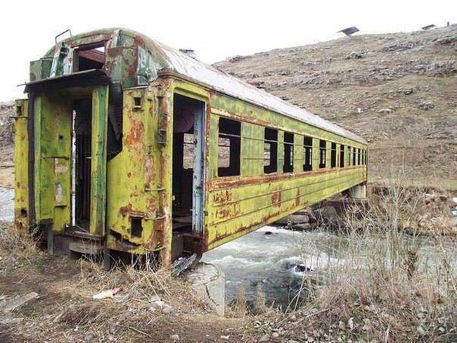 31.) A way to use old rail cars as bridges.