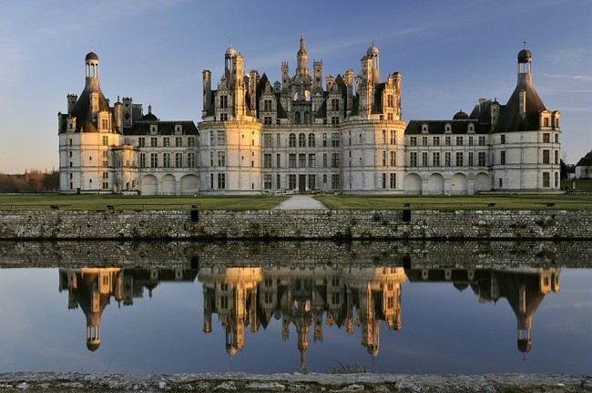 9.) Château de Chambord, the Loire Valley, France. This castle was abandoned after the French Revolution until World War II. During the war it was used to  protect priceless pieces of art from the Louvre and other French galleries.