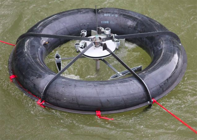 7.) Over 1 million people go without electricity all over the world, but this lightweight, floating hydroelectric turbine changes that for people living close to bodies of water.