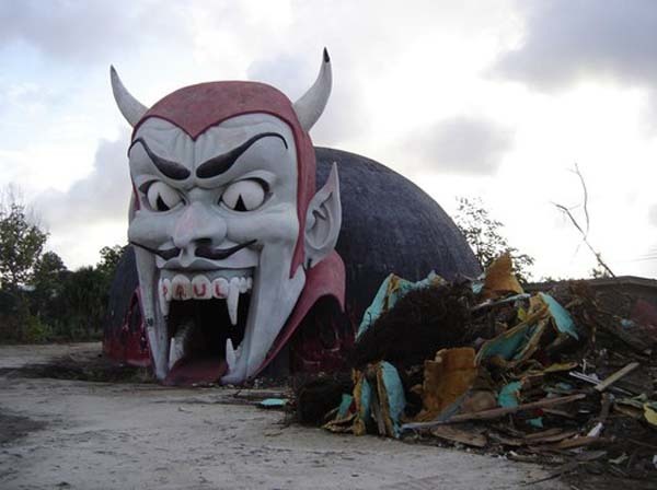 7.) Miracle Strip Amusement Park in Panama City Beach, Florida (closed in 2004)