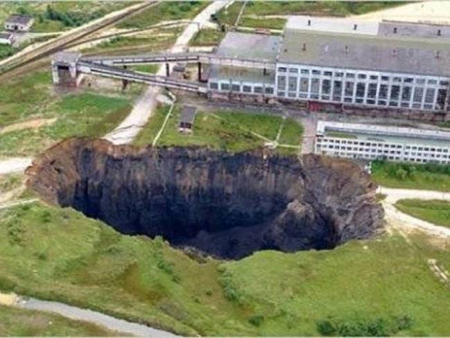 Sinkholes are already scary, but the one in Berezniki, Russia is even worse. Since 1986, it’s been getting bigger every year. It’s already more than 650 feet deep and 260 feet long.