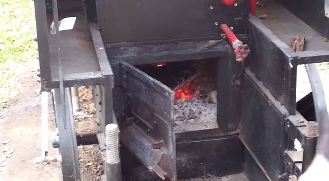 Inside, a broiler sits atop the fire box, which heats the entire train.