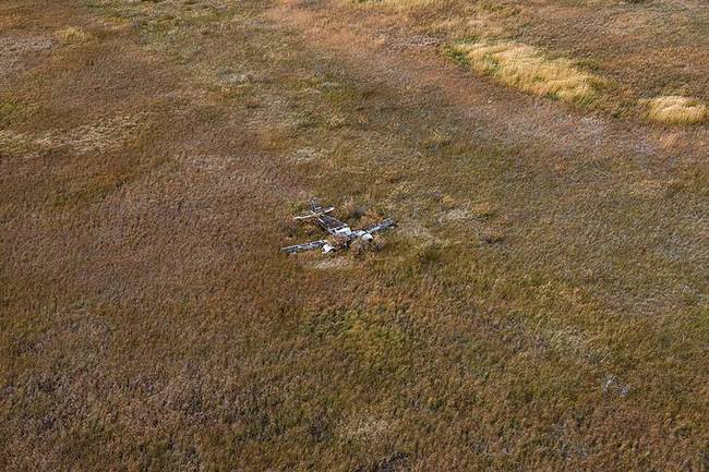 The planes in Eckell's photographs all had happy endings, but that doesn't take anything away from the terror coming with plummeting from the sky in a winged metal tube.