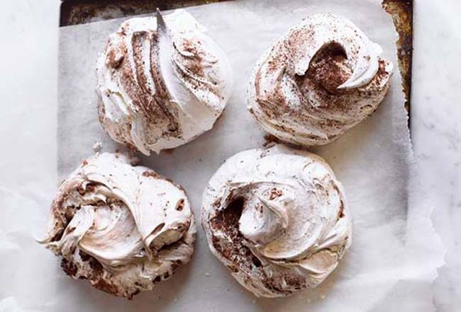 13.) Chocolate Cinnamon Meringues