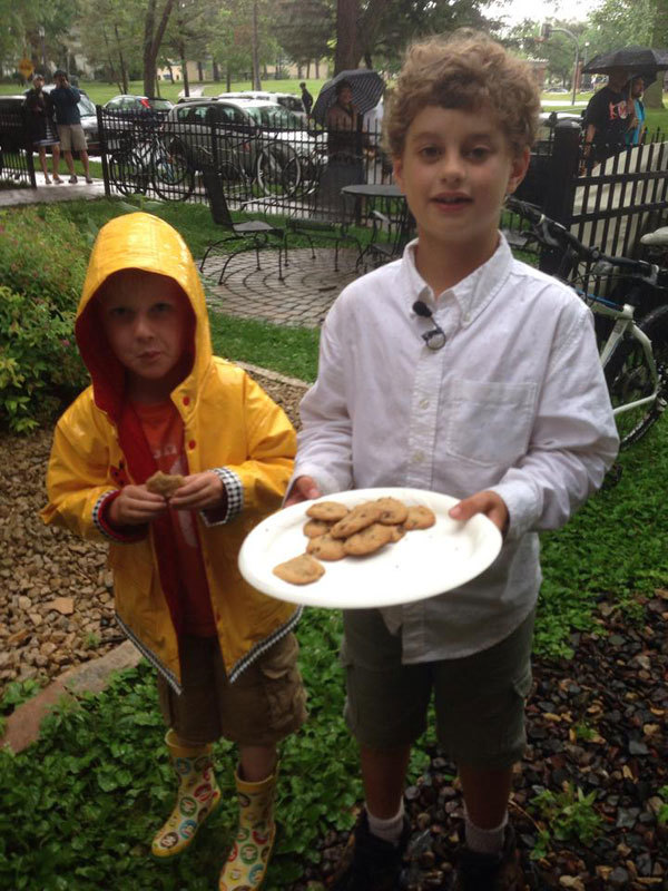 With the concert over, Dylan took to his fans to sign autographs and pass out a few homemade cookies. Like a champ!