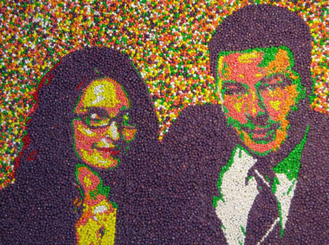 Nerds-y Tina Fey and Alec Baldwin from <em>30 Rock</em>