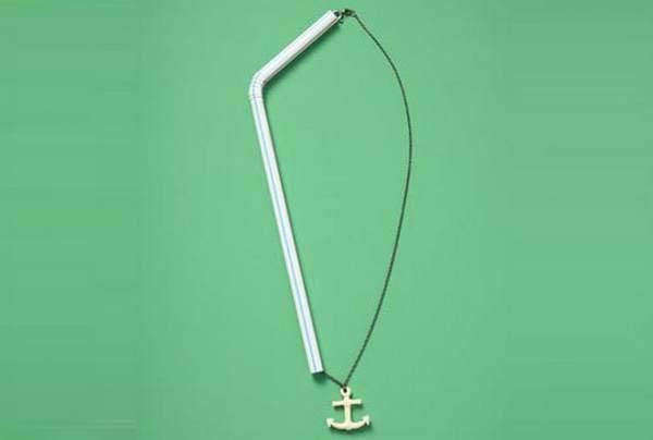 11.) Prevent necklace tangles by putting them through a single straw.