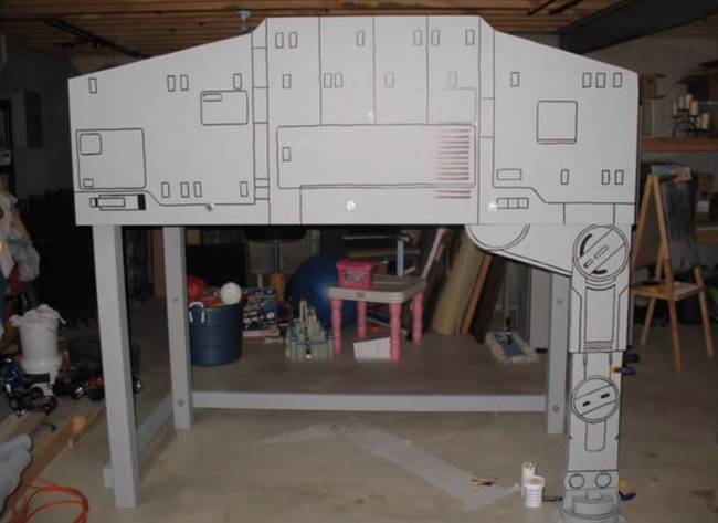 Once the basic structure was completed, they began work on making the AT-AT come to life.