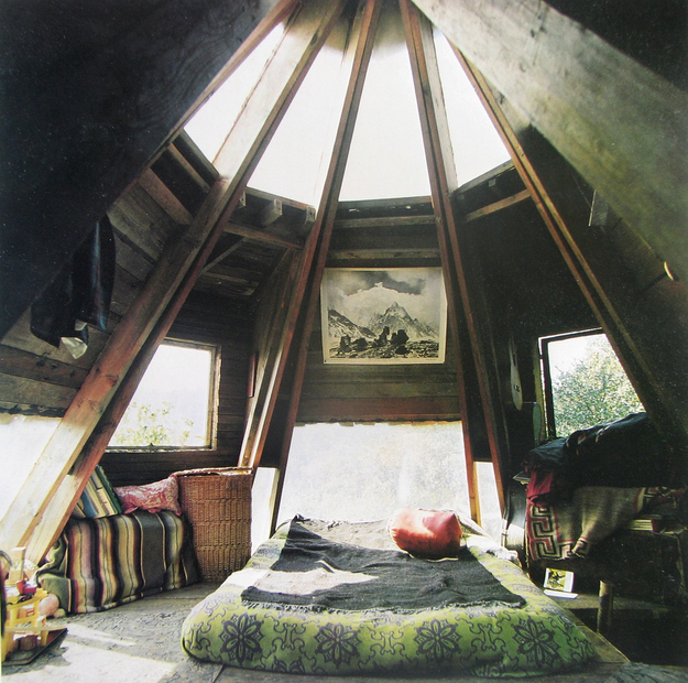 24. Cozy attic loft. Yes please.