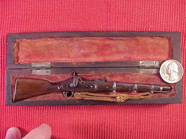 1/6 Scale British Three Band Percussion Enfield Rifle