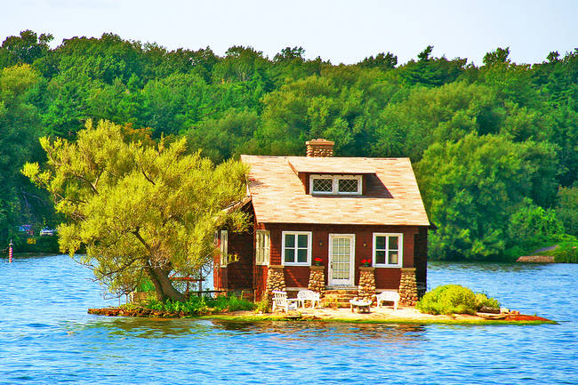 23.) Screw the house by the lake, this house is IN the lake.