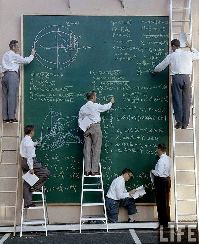 39.) NASA scientists in 1961.