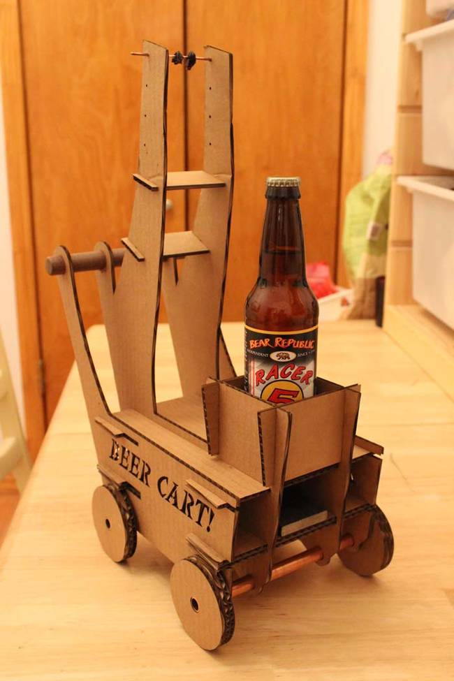 Here's the finished beer cart. Let's see how he made it. 