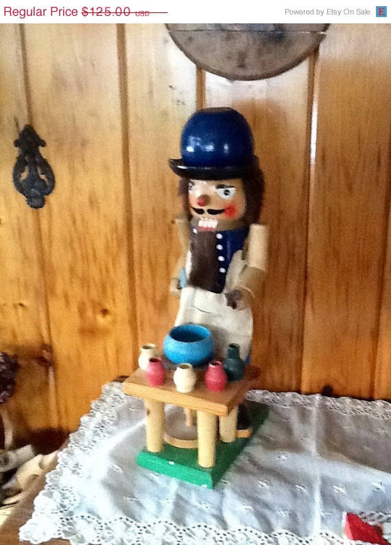 At least this nutcracker has a hobby outside of cracking nuts.