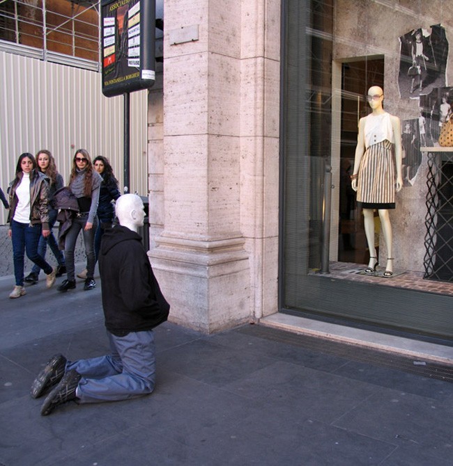 This is sweet, but mannequin or not, this guy would get severally accosted in New York City for taking up that much sidewalk.