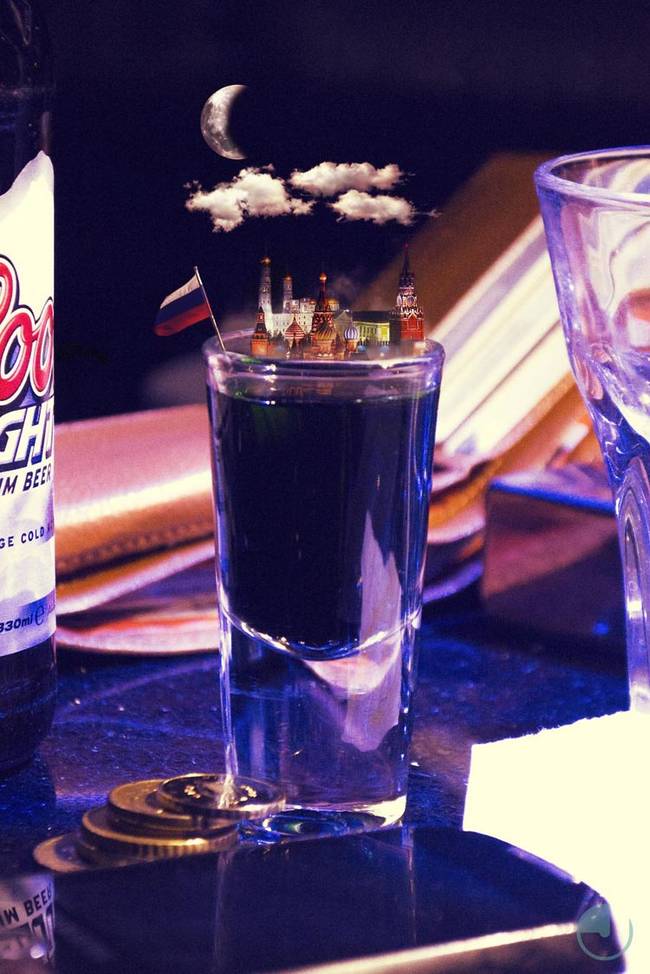 I don't know how popular Coors is in Russia, but its colorful landmarks, including St. Basil's Cathedral, light up this dark drink.