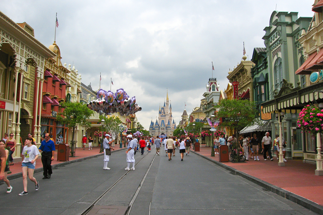 3.) Devices called Smellitizers are strategically placed throughout the park to emit certain scents, such as on Main Street USA, the smell of cookies and vanilla is emitted.