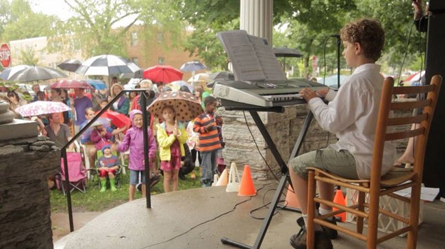 When the time came for the concert, Dylan played for 10 minutes from his elementary school music book.